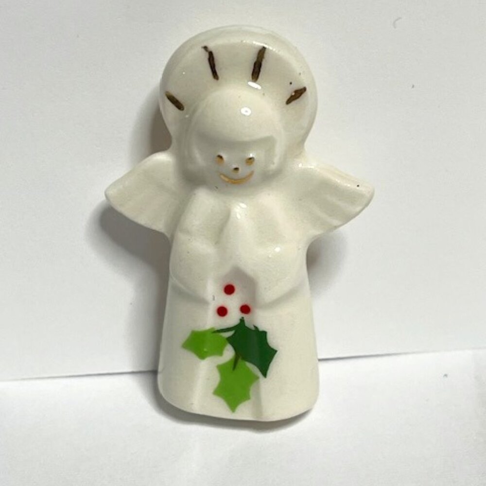 VTG Clay Ceramic Angel w/Halo Christmas Brooch Pin Holly Berries 1.5"x1"